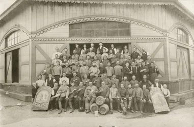 Trabajadores de la cervecería Anheuser Busch