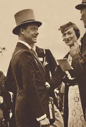 Ascot, junio de 1935 - Rey Eduardo, entonces Príncipe de Gales, con la Sra. Simpson, 1937