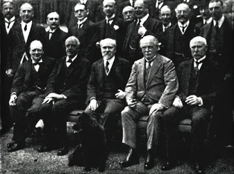 En el Número 10, Downing Street, c1922, 1945