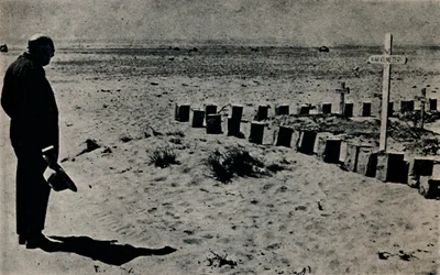 En un cementerio de campo de batalla en Egipto