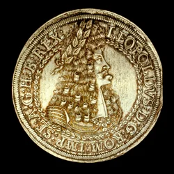 Moneda austriaca con el busto de Leopoldo I