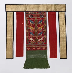 Delantal trasero para la túnica ceremonial real, finales de 1800-principios de 1900