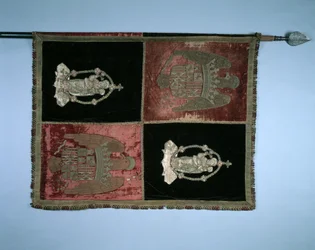 Estandarte con las Armas Reales Cuarteladas de España y la Virgen con el Niño, 1500s