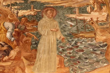 Basílica de Santa Caterina, Galatina, Apulia. Fresco en el claustro: San Antonio predicando a los peces pintado por el Hermano Joseph de Gravina en 1696, Galatina, Italia