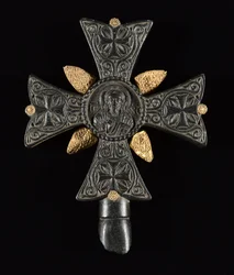 Cruz de bendición, 1200s-1400s