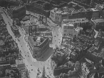 Vista aérea de los alrededores de Bush House, Londres, 1924