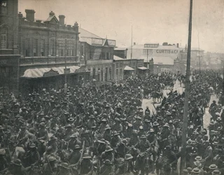 Comando Bóer pasando por Johannesburgo Segunda Guerra del Transvaal, c. 1900