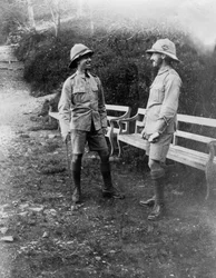 Soldados británicos, Chakrata, India, 1917