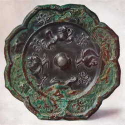 Espejo de bronce: Dinastía Tang, 618-907