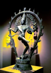 Figura de bronce de Shiva, Tamil Nadu, India, 950