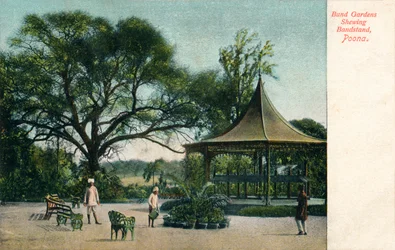 Jardines Bund mostrando quiosco de música, Poona, c1900