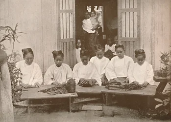 Fabricantes de cigarros birmanos, 1900