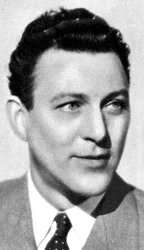 Carl Brisson, actor danés, 1934-1935