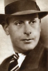 Cedric Hardwicke, actor inglés, 1933