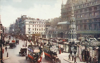 Charing Cross y el Strand, Londres, c. 1910