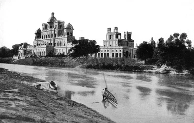 Palacio Chattar Manzil, Lucknow, India, siglo XX