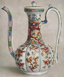 Jarra de Porcelana China con Decoración de Cinco Colores. Periodo de Wan Li, 1573-1619, 1928