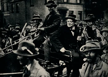 Churchill en Belfast de nuevo, 1926, 1945