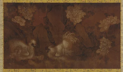 Gallo, gallina y polluelos cerca de arbustos de peonía, Qing, siglo XVIII