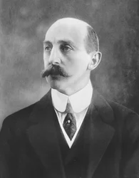 Coronel Chaloner, M.P., 1911