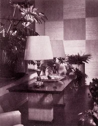 Esquina de una gran sala de estar, diseñada por Paul T. Frankl, 1949