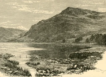 Lago Cwm Buchan y Craig-Y-Saith