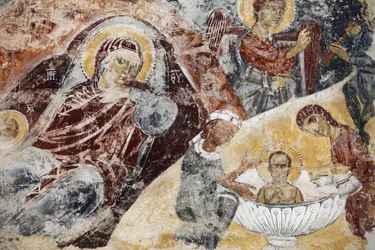 Fresco deteriorado en la iglesia de Santa Maria dell