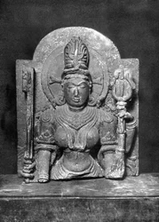Escultura de Devi, India Occidental, c900 d.C., 1929