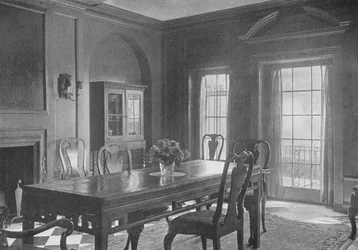 Comedor, mirando hacia la terraza del jardín, casa de la Sra. WK Vanderbilt, Ciudad de Nueva York, 1924