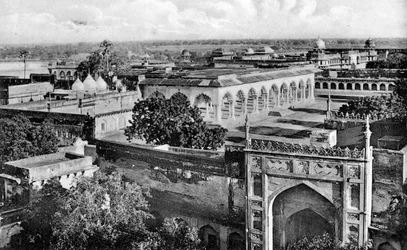 Diwan-i-am dentro del Fuerte de Agra, siglo XX