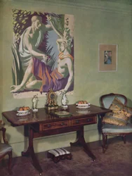 Sala de estar en un piso de Londres decorado por Frankland Dark, F.R.I.B.A. para su propio uso, c1945