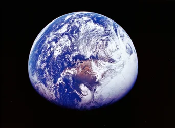 La Tierra desde el espacio, fotografiada por la nave espacial Apollo 16, 16 de abril de 1972