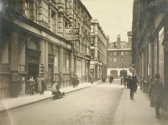 Extremo este de Jewin Street, Londres, c1920