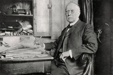 Edouard Branly, físico francés, 1900