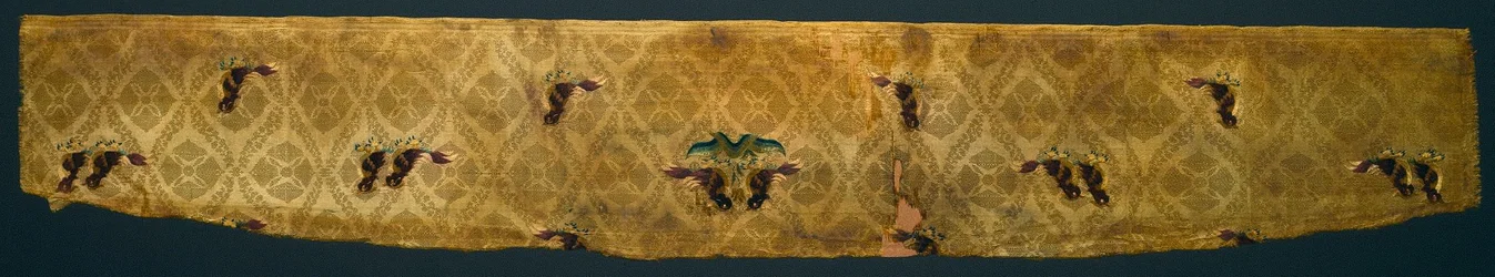 Bordado con pájaros, 700s - 800s