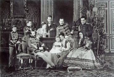 Retrato de familia del Zar Alejandro II de Rusia, 1860s