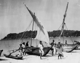 Barcos de pesca, Trincomalee, Ceilán, 1945