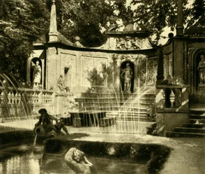 Fuentes, Palacio de Hellbrunn, Salzburgo, Austria, c1935