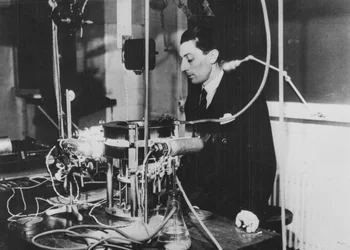 Frédéric Joliot, físico francés, c1930