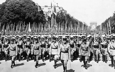 Revisión de la Legión Extranjera Francesa, París, 14 de julio de 1939