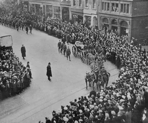 Procesión fúnebre, con todos los honores militares, del capitán del Blucher, 1915