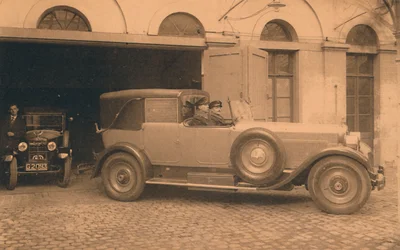 Garaje en la Embajada de Cuba en Bruselas, Bélgica, 1927