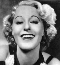 Grace Moore, soprano de ópera estadounidense y actriz de Broadway y de cine, 1934-1935