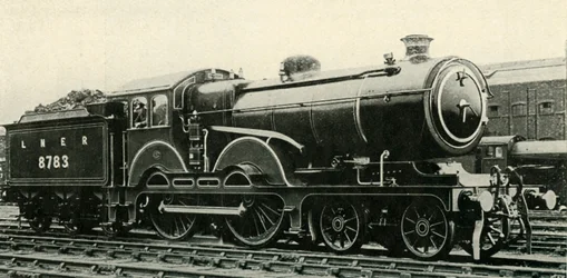 Tipo Great Eastern 4-4-0 en librea especial para trenes reales, c1930