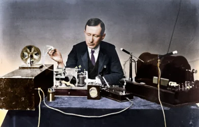 Guglielmo Marconi 1874-1937, físico italiano y pionero de la radio