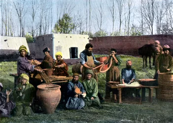 Fábrica de aderezo de tripas, Bukhara, Uzbekistán, c1890