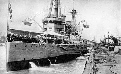 HMAS Australia, crucero de batalla clase Indefatigable, junio 1913