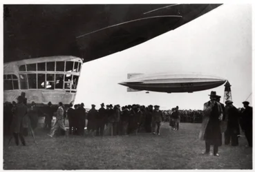 Dirigible HM R100, 1930-1933