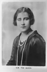 Su Majestad la Reina Isabel, la Reina Madre, 1937