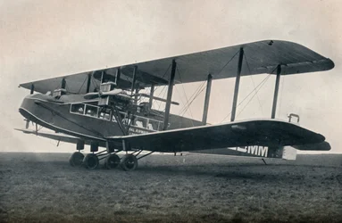 Avión de pasajeros Handley-Page W.10 operando en Imperial Airways, 1929